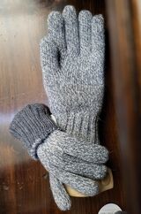 Lt gray/dk gray plain