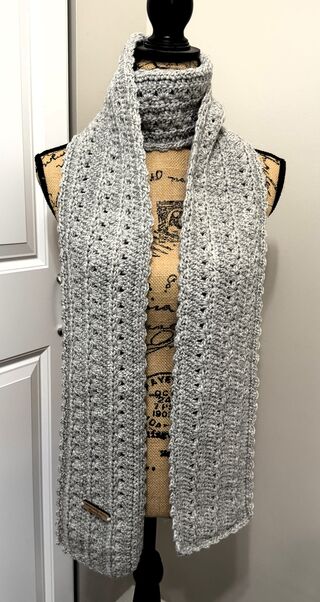 Photo of Natasha Jubilee Scarf